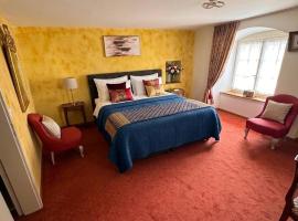 Hotel les vieux toits，位于Hauterive的酒店