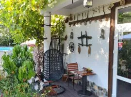 CASA ARYAN