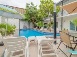 Downtown Apt common pool private terrace