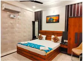 Hotel Chahat Residency Near Shree Ram Lala Temple -Known As Nirmala Palace Ayodhya