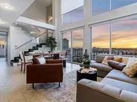 Depa Penthouse Doble Altura en Juriquilla con Terraza y Alberca climatizada