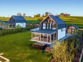 Beautiful Home In Ostrowite With Lake View
