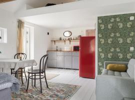 Cozy place to stay in Kåseberga, Ale's Stones，位于Löderup的酒店
