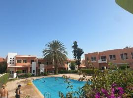 Imi Ouaddar Beach Escape with Pool，位于阿吉豪德的酒店