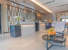 Echarm Hotel Zigong Machishui Wanda Plaza，位于Shuping的酒店