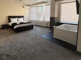 Central Apartments Jacuzzi，位于塔古玖的酒店