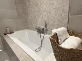 LUXURY Home Axel