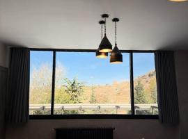 Laklouk Village Vacances，位于Ad Dā‘ūq的酒店