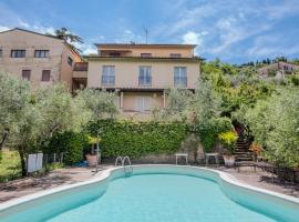 Hotel Girifalco - Nature & Relax，位于马萨马里蒂马的酒店
