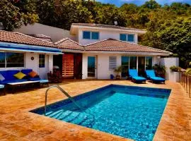 A Newly Renovated Luxury 4 Bed Villa