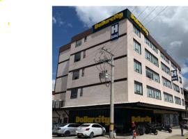 Hotel LaRamada，位于马里尼亚的酒店