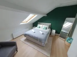 Cosy Buxton Escape - 3 Bedroom Modern Home