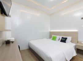Urbanview near Syamsudin Noor Airport，位于Banjarbaru的酒店