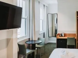 Royal Hotel Orange