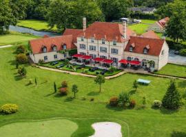 Logis Hôtel Restaurant- Domaine de l'Orangerie，位于Bonnat的酒店