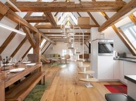 Historische Unterkunft 1 und 2，位于洛尔希的酒店