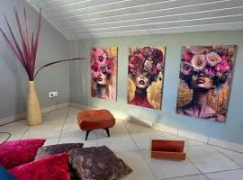 NEU-KomfortAppartement mit Klima,Privatparkplatz, ideal für Langzeitaufenthalt