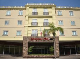 Hampton Inn Tampico Zona Dorada，位于坦皮科的酒店