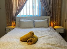 2 Bedroom Suite With Kitchenette & EV charger，位于Bodfish的酒店