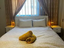 2 Bedroom Suite With Kitchenette & EV charger