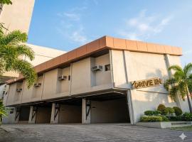 Drive Inn Motel - Hourly Stay Suites，位于Pampang的酒店
