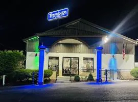 维斯维尔旅程住宿酒店