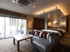Y-HOTEL
