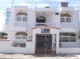 hotel santiago de tolu，位于托卢的酒店