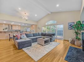 10481 Quiet Cozy 3B 3BA in a Prime Location in Cupertino，位于库比蒂诺的酒店