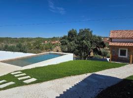 Casa da Picoteira - Pool - Pets - EV Charger，位于新普罗恩萨的酒店