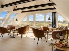 Stor villa til 16 gæster Sauna & vildmarksbad 200 m strand，位于宝可波的酒店