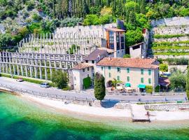 Prà de la Fam Hotel & Apartments，位于提尼亚类的酒店