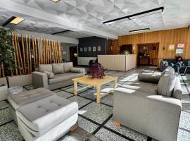 NBH Premier Hotel,位于圣卡洛斯-德巴里洛切的酒店