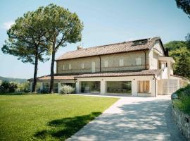 Colle Serrano Relais & SPA，位于里帕特兰索内的酒店