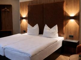 Hotel und Restaurant Hohe Schule，位于赫尔博恩的酒店