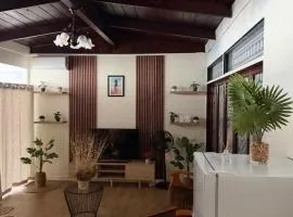 Tahiti Stay & House