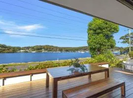 'Bayside Beauty' by HolidayCo