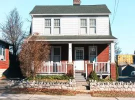 Walk to Gettysburg Battlefield Charming Brick Stay