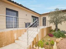 Villa Spacieuse Avec Piscine
