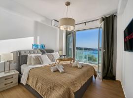 AZURE Riviera Apartment by Anastassiadis Hospitality，位于萨罗尼扎的酒店