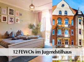 12 FEWOs im Jugendstilhaus mit Aufzug, großer Terrasse, Kingsize-Betten, 250Mbts WLAN, 55 Zoll Smart-TV - Nur ein kurzer Spaziergang durch den Park Venedig zur Krämerbrücke - Gaststätte im Haus，位于爱尔福特的酒店