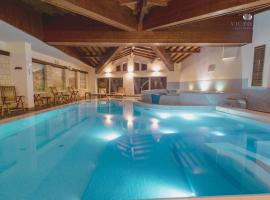 Gaarten Hotel Benessere Spa by Kleos Group Collection，位于加廖的酒店