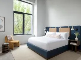 The Neighborhood Hotel - Little Italy Studio