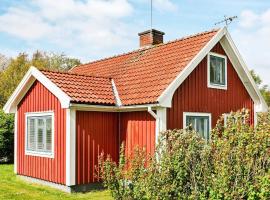 4 person holiday home in SÖDERÅKRA-By Traum，位于Söderåkra的酒店