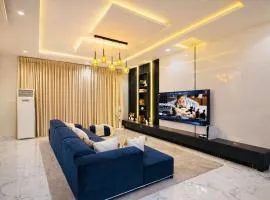 Distinct Apartment