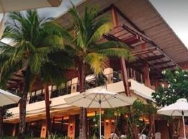Pico hamilo coast condotel suite，位于纳苏格布的酒店