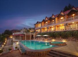 Neelesh Inn - Luxury Lake View Resort with Swimming Pool on Bhimtal Lake，位于比姆塔尔的酒店