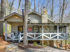 'Peace of Aska' Cabin w/ Hot Tub & Fire Pit!