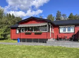 Nice Home In Mockfjärd With Wifi