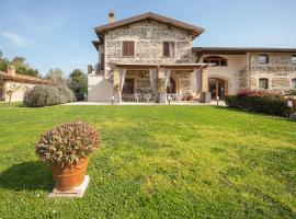 Casale Elisa Country Hotel，位于拉迪斯波利的酒店